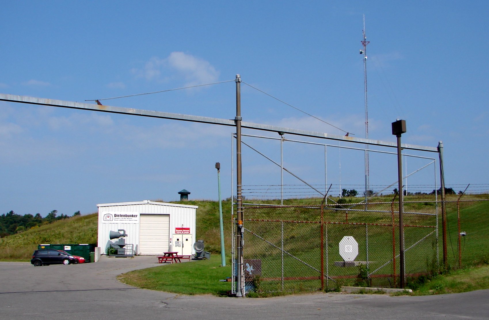 Contexto · el Diefenbunker en Carp (Ontario, Canadá)