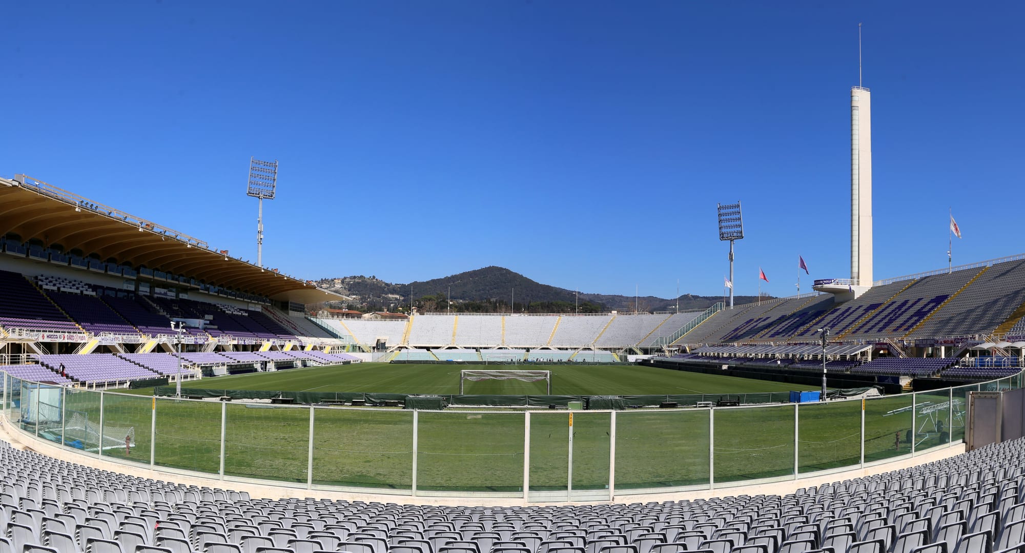 Contexto · el estadio de Florencia, sobre el que se vio el OVNI durante un partido