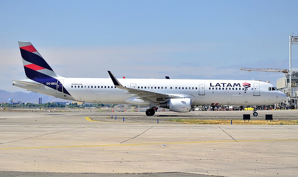 Contexto · un Airbus A321 de LATAM Chile