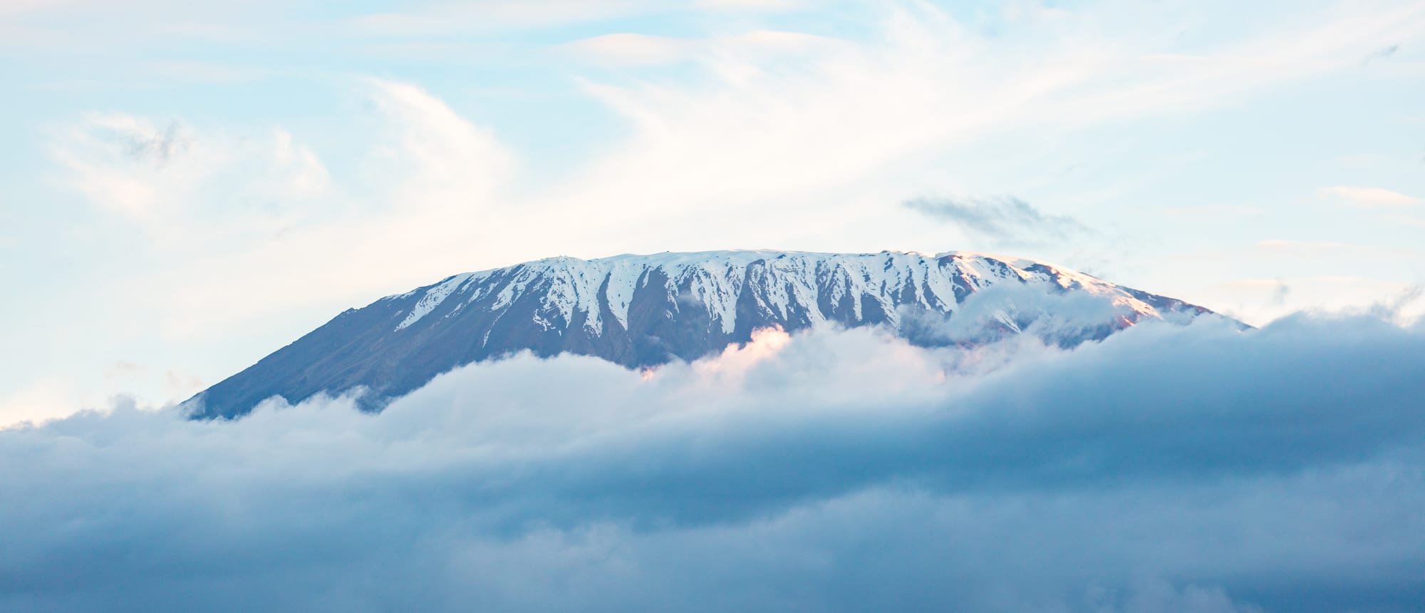 Contexto · el monte Kilimanjaro (Tanzania), sobre el que la tripulación de EAA observó el objeto