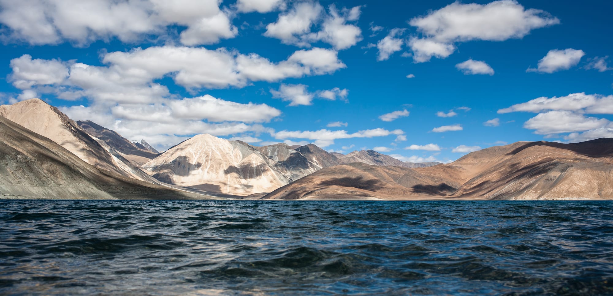Contexto · el lago Pangong Tso, en Ladakh (India), donde la ITBP registró las luces