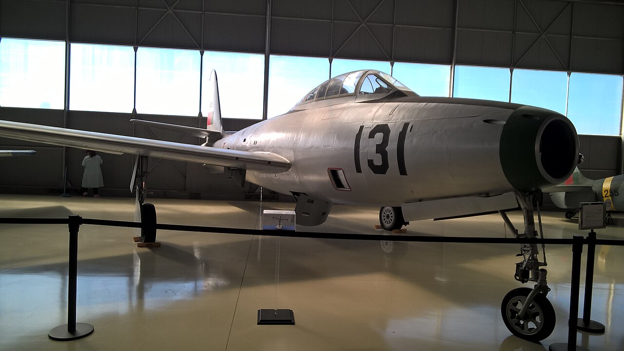 Contexto · un F-84G de la Fuerza Aérea Portuguesa en el Museo del Aire (Alverca), el modelo que volaba la formación