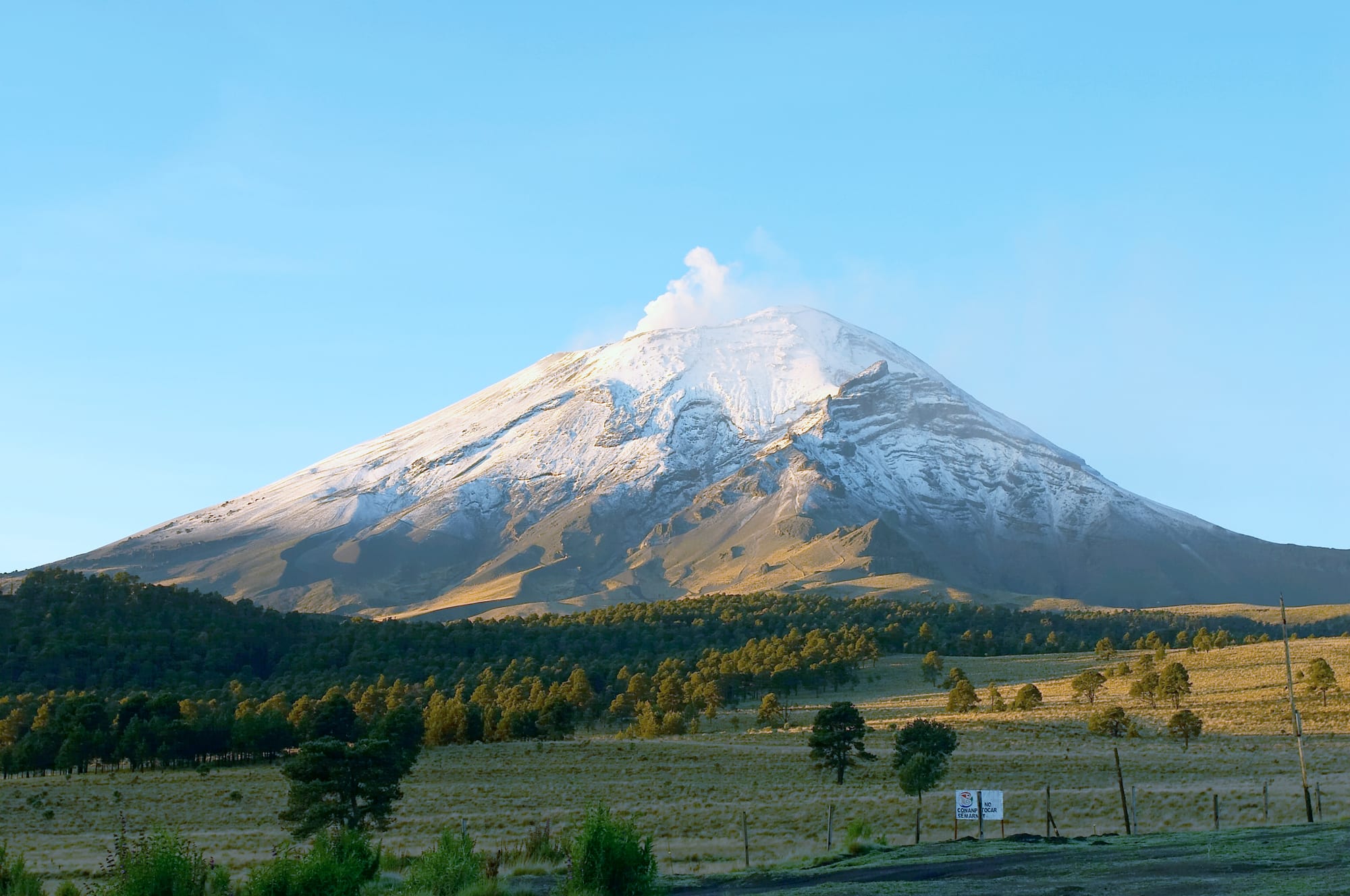 Contexto · el volcán Popocatépetl (México), foco recurrente de avistamientos