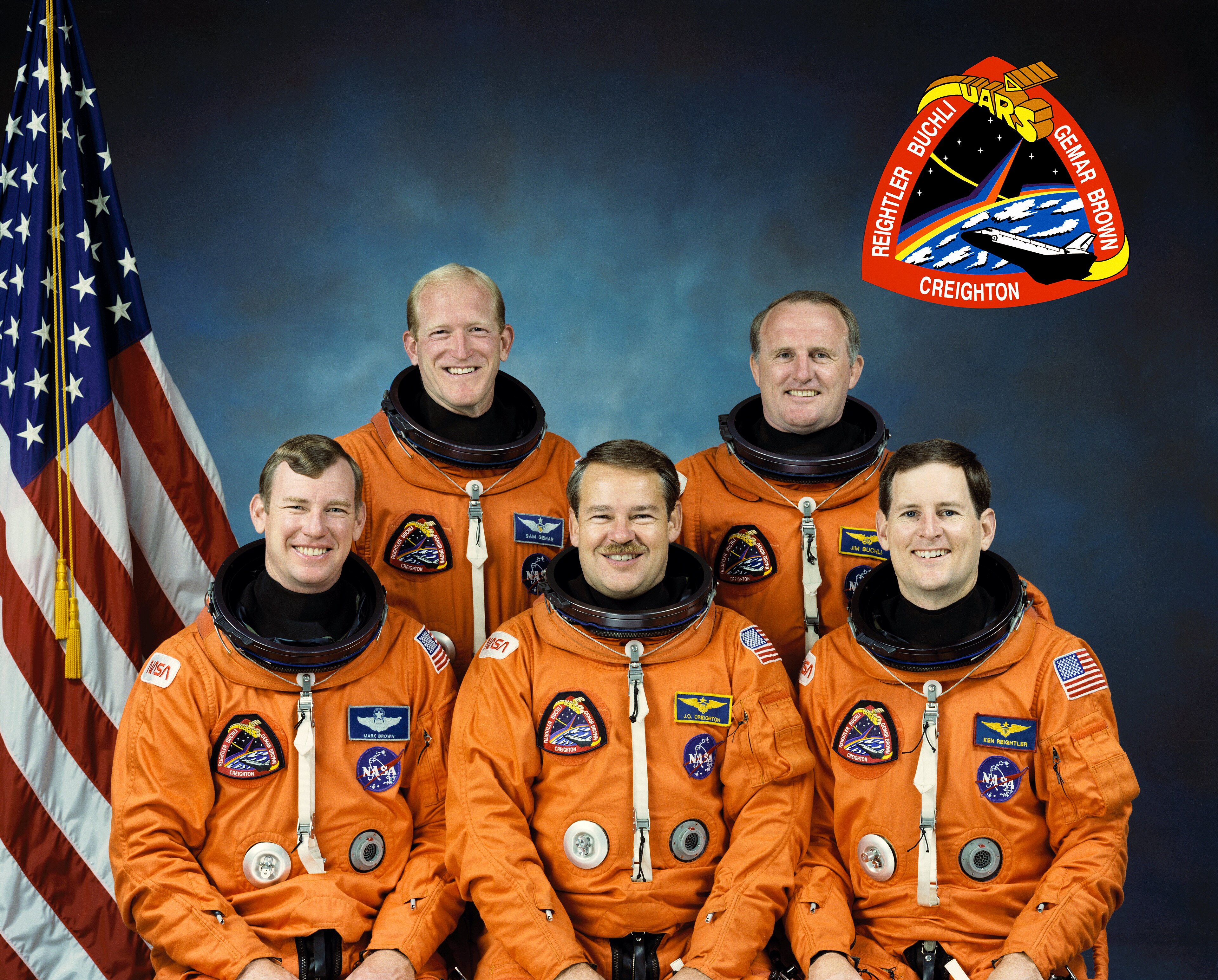 La misión STS-48 del transbordador Discovery, cuyo vídeo en órbita originó el caso